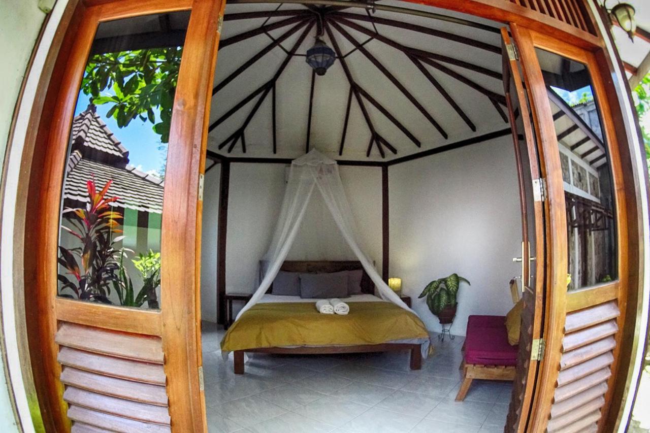 Ayu Hotel Karimunjawa-Inseln Exterior foto