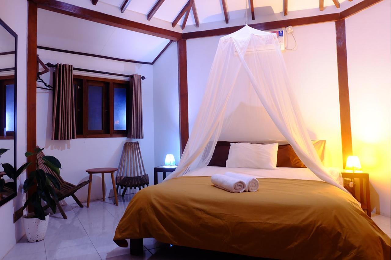 Ayu Hotel Karimunjawa-Inseln Exterior foto