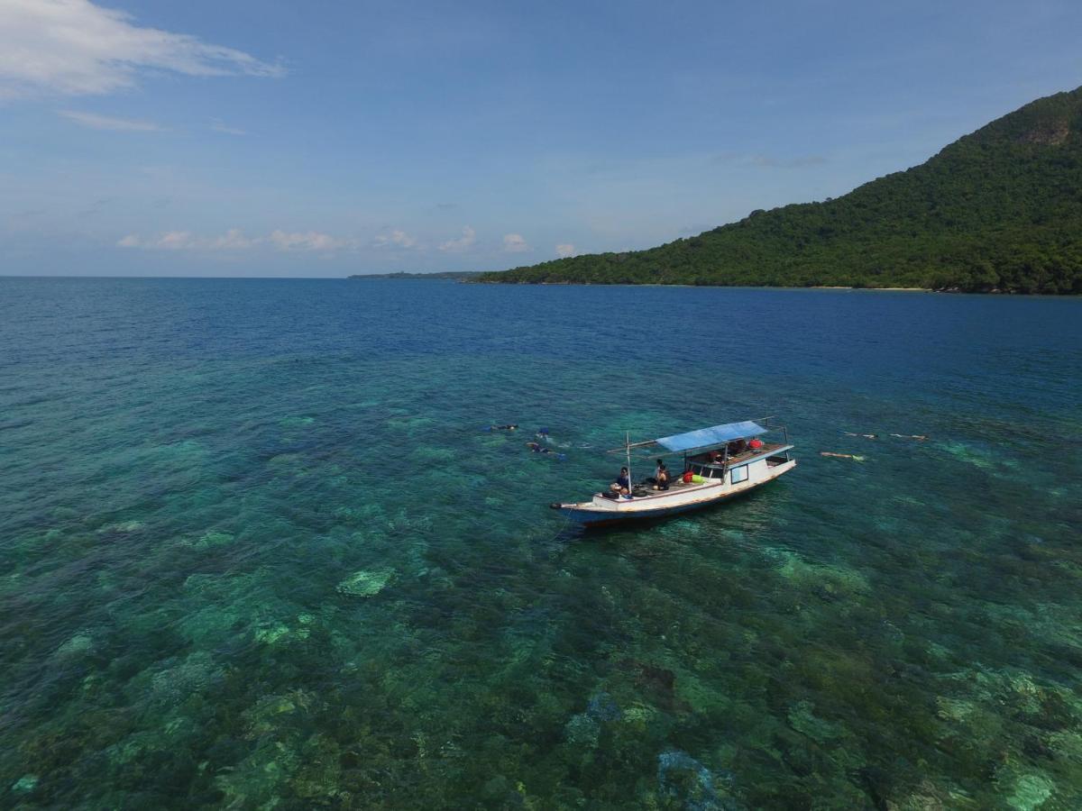 Ayu Hotel Karimunjawa-Inseln Exterior foto