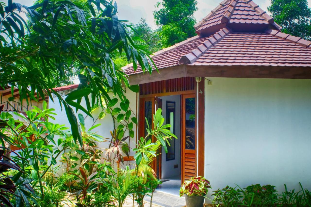 Ayu Hotel Karimunjawa-Inseln Exterior foto