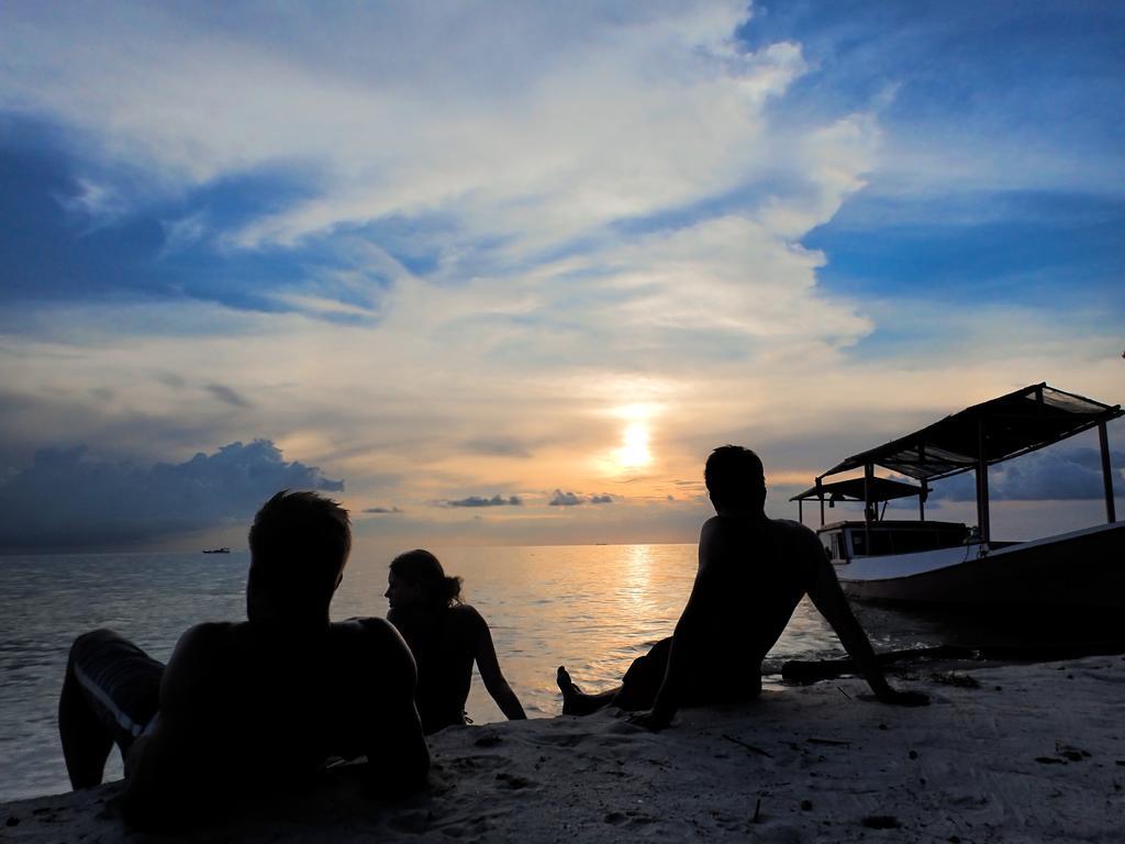 Ayu Hotel Karimunjawa-Inseln Exterior foto