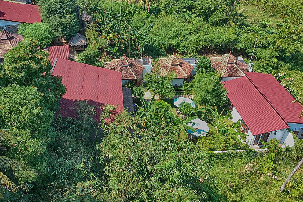 Ayu Hotel Karimunjawa-Inseln Exterior foto